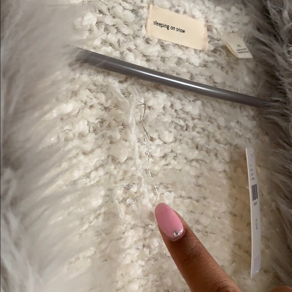 Sweater - Picture 2 of 8